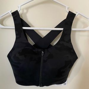 Black Camo LuLuLemon Enlite Bra